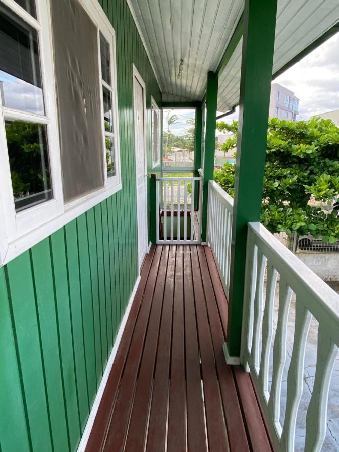 Hostel Praia De Fora Lu Пальоса Экстерьер фото